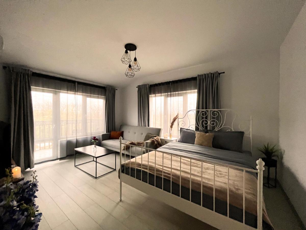 Superb Apartment 35 Voucere Vacanta Zero74Unu236Optsute Yaş Dış mekan fotoğraf